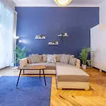 Sassoon - 2-bedroom Elegant Airy At Deak Ter アパート ブダペスト