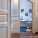 アパート Sassoon - 2-bedroom Elegant Airy At Deak Ter ブダペスト