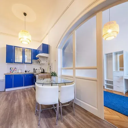 Sassoon - 2-bedroom Elegant Airy At Deak Ter *