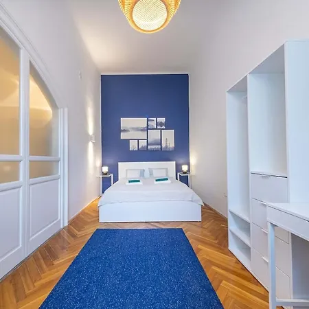 Sassoon - 2-bedroom Elegant Airy At Deak Ter *